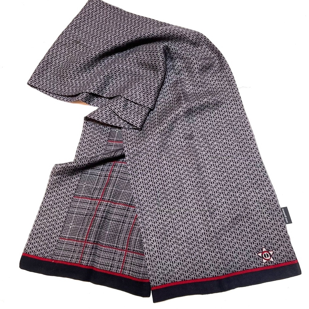 LOUIS QUATORZE PARIS Designer Double Sided Silk Scarf  66 x 11” Gray black Red